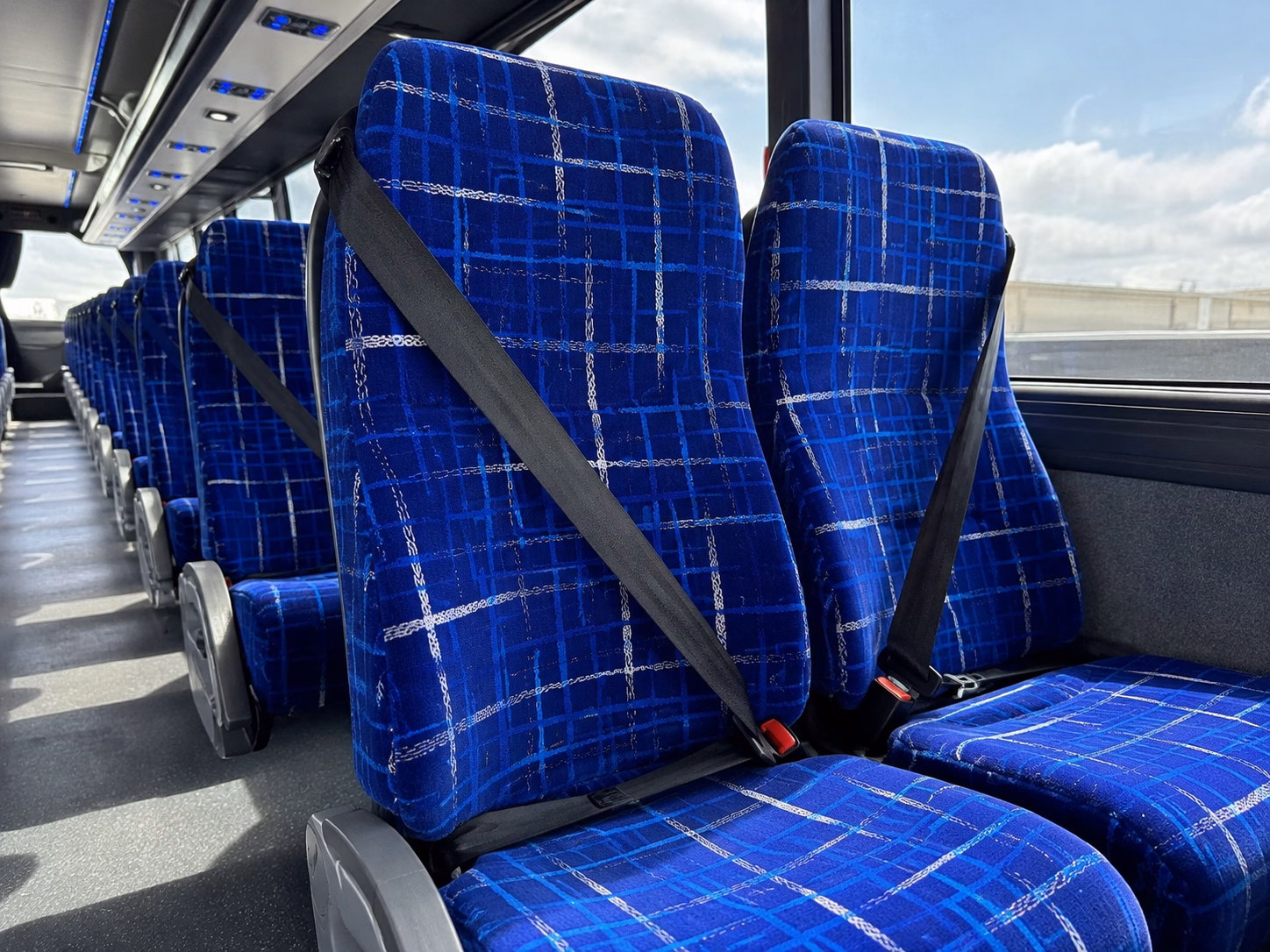 council bluffs bus rental service area